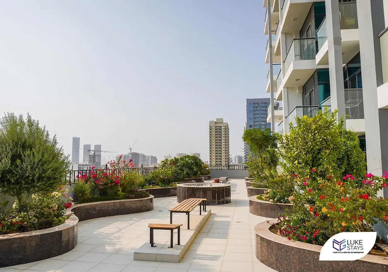 Luke Stays - Central Park Tower Dubai 0*,